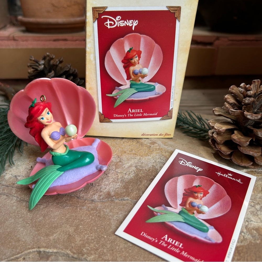 Hallmark Disney Ariel in Seashell Ornament with Red and Green New in Box